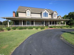 17105 Hunting Valley Rd, Roland, AR 72135