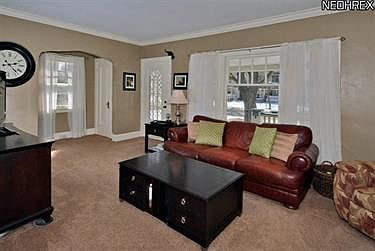 4th image of 2139 Carabel Ave