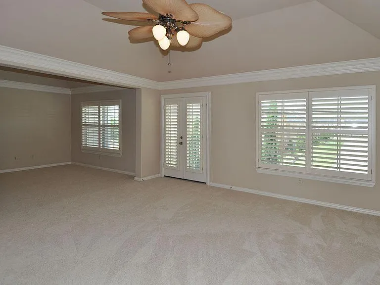 2055 Spring Cedar Ln — Photo 12