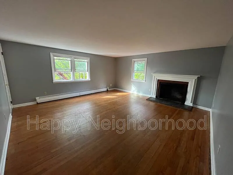 16 Atkins St #4