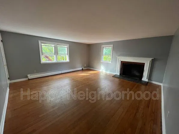 16 Atkins St Unit 4, Meriden, CT 06450