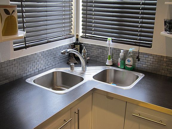 Duel stainless steele sink