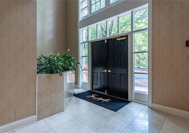 25201 Plantation Dr NE #201 — Photo 6