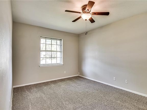 4th image of 4522 Bucknell Dr