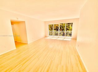 50 Ocean Lane Dr APT 104, Key Biscayne, FL 33149