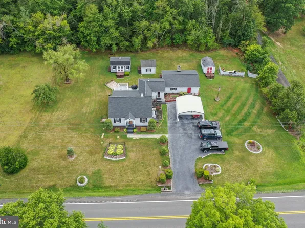 6157 Strasburg Rd, Strasburg, VA 22657