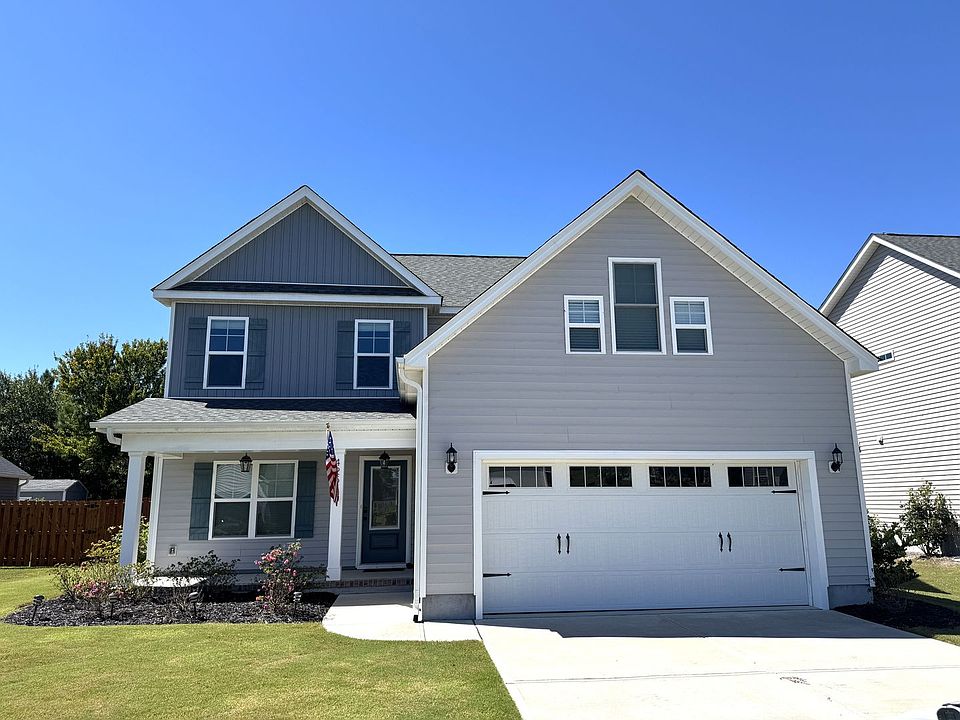1st image of 425 Pebble Shore Dr