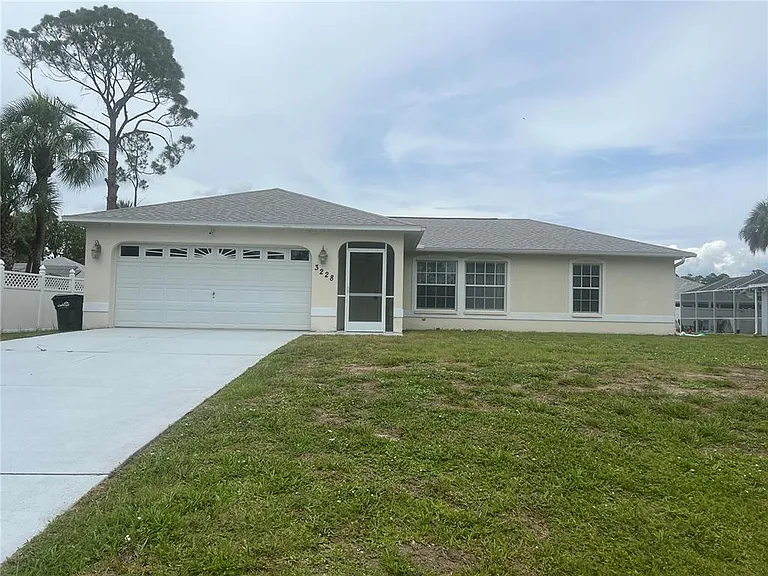 3228 Lucaya Ave — Photo 1
