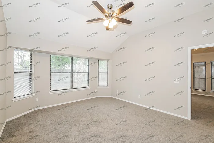 770 Lexington Park — Photo 7