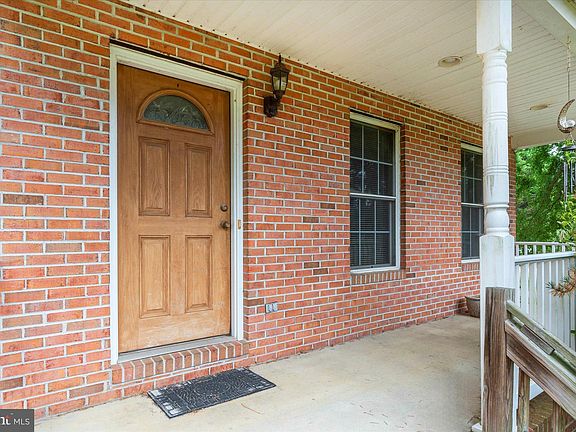 2nd image of 34 Ponderosa Dr