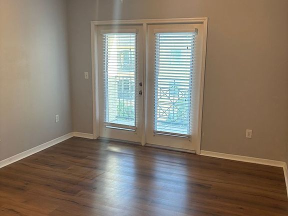 2nd image of 1910 E Palm Ave APT 8309
