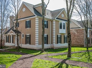 26 Governors Ln, Princeton, NJ