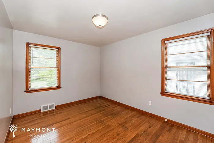 5158 Arch St — Photo 14
