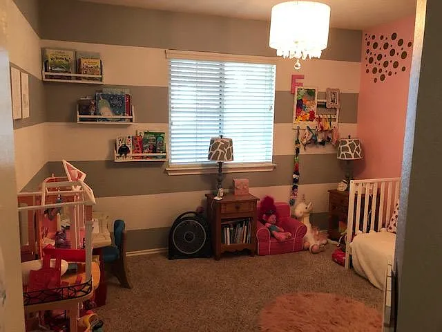 10404 Bentley Dr — Photo 16