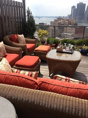 Sold by Luxe Group | media 29