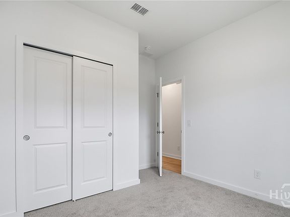 3rd image of 293 Kingswood Circle