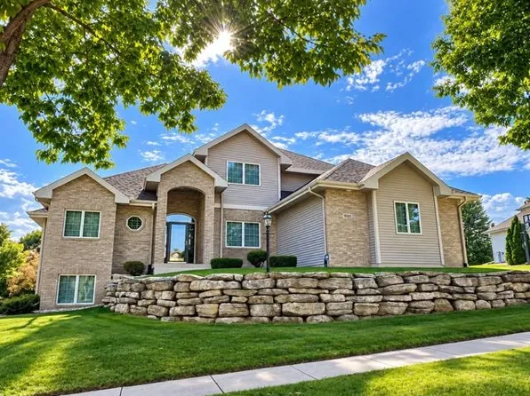 9101 Settlers Rd, Madison, WI 53717