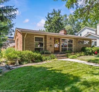 701 Spring Dr, Northville, MI, 48167