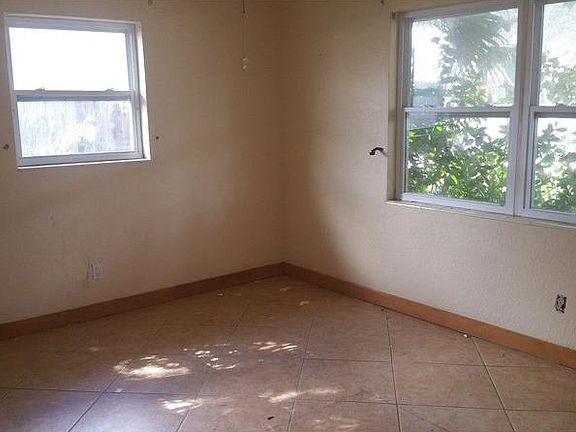 3rd image of 5175 34th Ave N