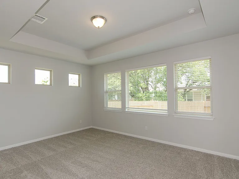 905 Olive Creek Dr — Photo 28