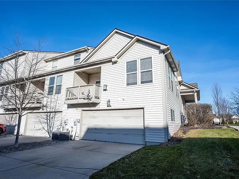13836 Willesden Cir — Photo 22