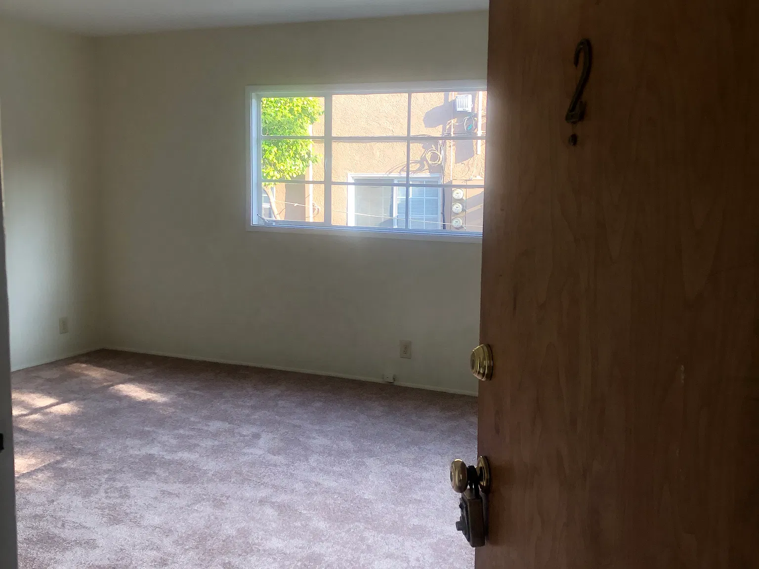 1 bed, 889 sqft, $2,250 — Photo 2