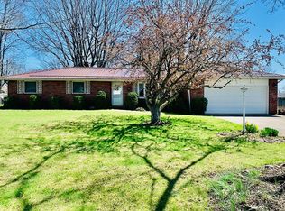 3013 E Chesterfield Ln, Muncie, IN