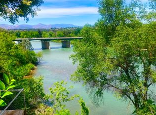 1020 Gilbert St APT 2, Redding, CA 96001