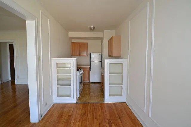 1211 Elmdale #B3 — Photo 7
