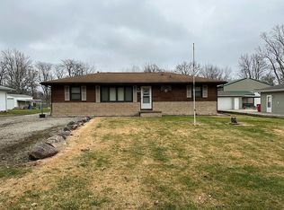 4896 N Kruse Rd, Mount Zion, IL 62549