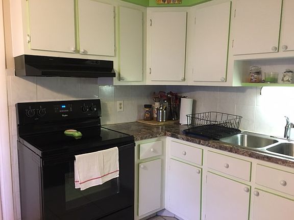 2nd image of 4136 Seagrape Dr #8