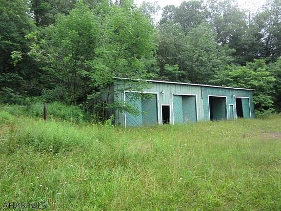 5th image of 9060 Lincoln Hwy