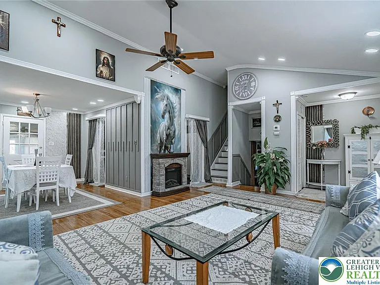 2627 Nottingham Rd — Photo 6