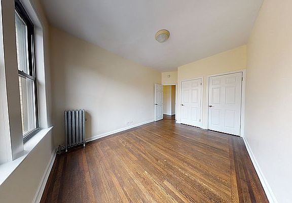 2nd image of 656 W 204th St #31