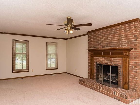 4th image of 1538 Bentwood Dr