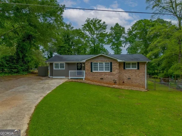 6892 Autumn Hills Dr, Douglasville, GA 30135