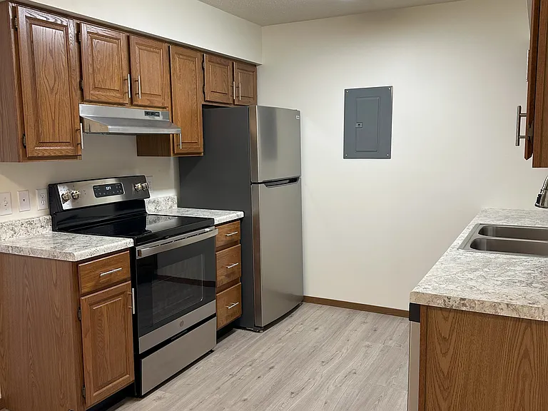 Westgate Apartments — Photo 9