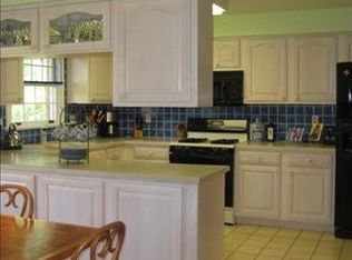 2 Fairgrove Dr, Pittsburgh, PA