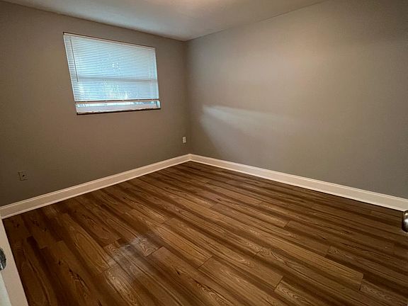 4th image of 155 S New York Ave #1
