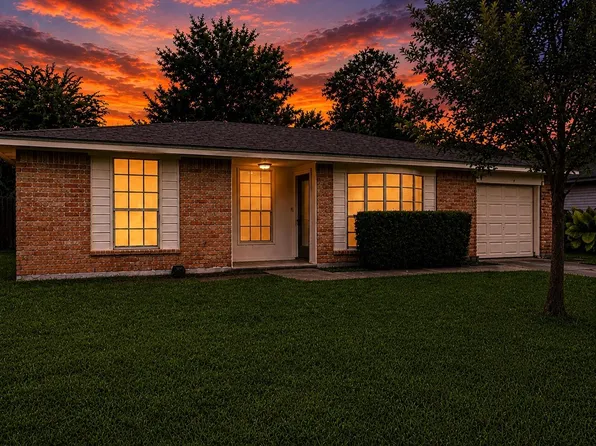 826 Deercrest St, Channelview, TX 77530