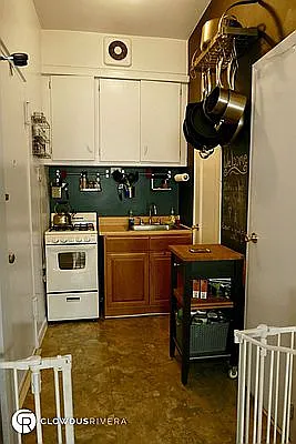 Rented by Cooper & Cooper Real Estate | media 19