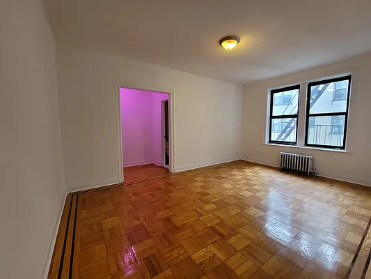 Rented by R New York | media 12