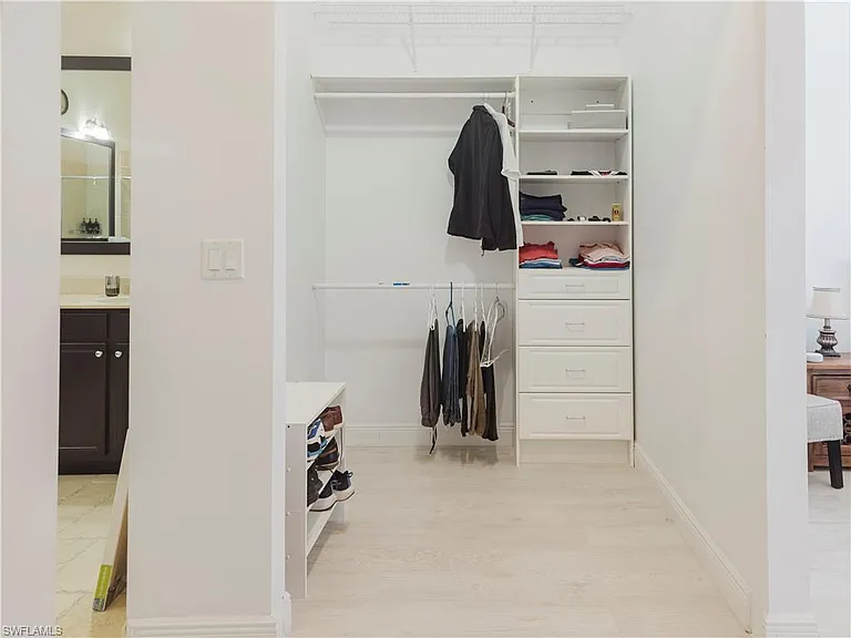 5169 Roma St — Photo 29