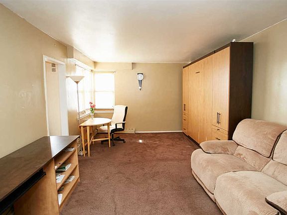 3rd image of 17270 Highland Ave APT 9F
