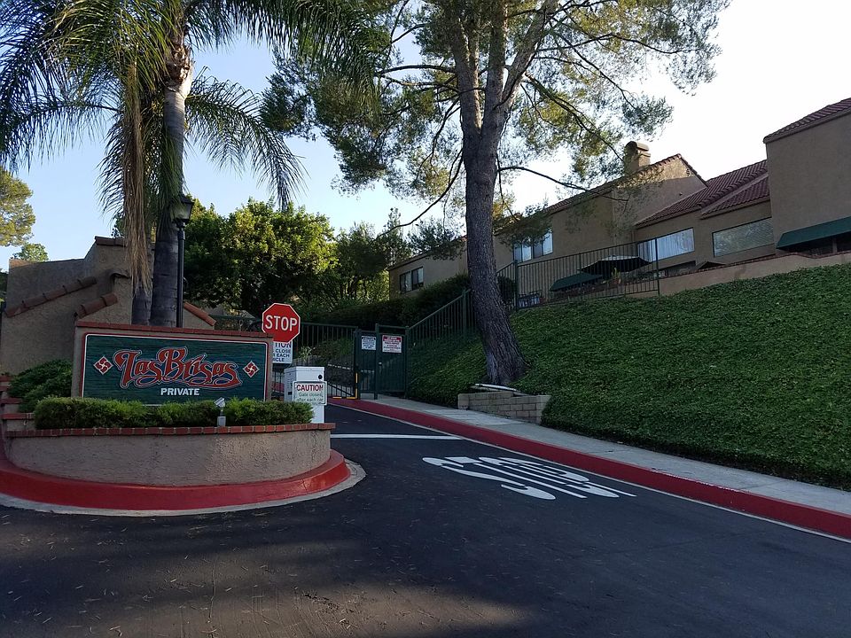 1st image of 3040 La Paz Ln