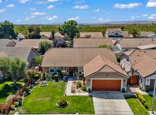 1622 Glacier Bay Ln, Newman, CA 95360