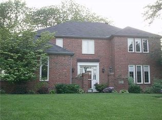 1622 Woodstream Rd, Perrysburg, OH 43551