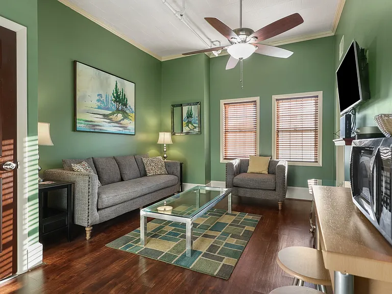 1370 S Main St #2E — Photo 9