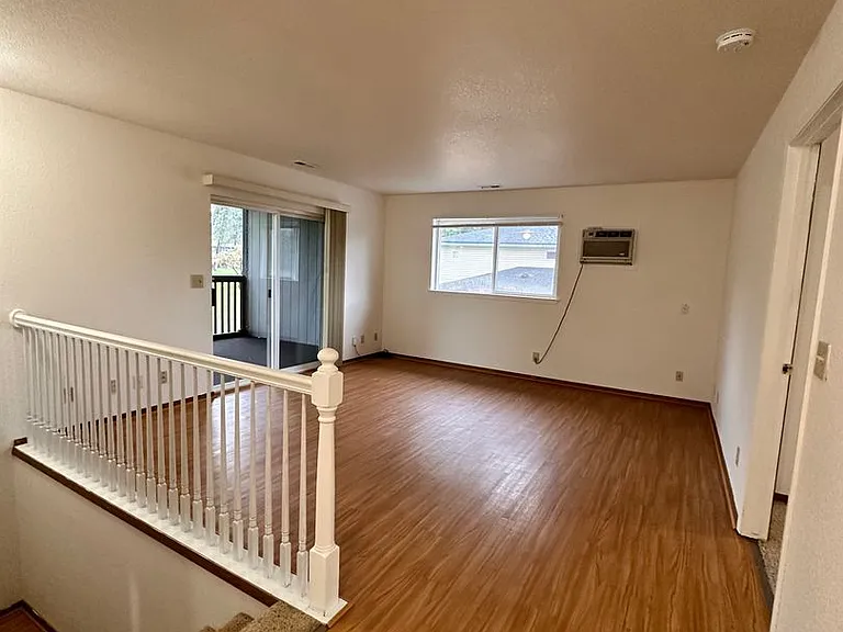 1877 W Fairway Dr — Photo 8