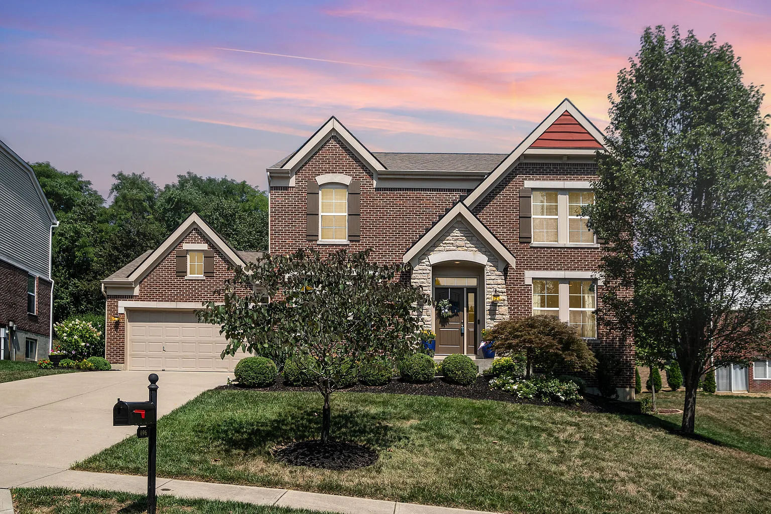 896 Sandstone Rdg photo 1